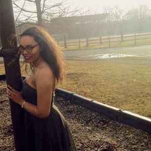 Meet your Posher, Ana